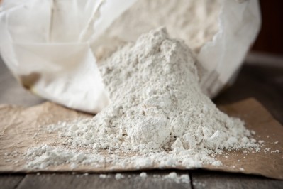 Diatomaceous earth remains the go-to beer filtration aid for most brewers. Image: Getty/MonaMakela